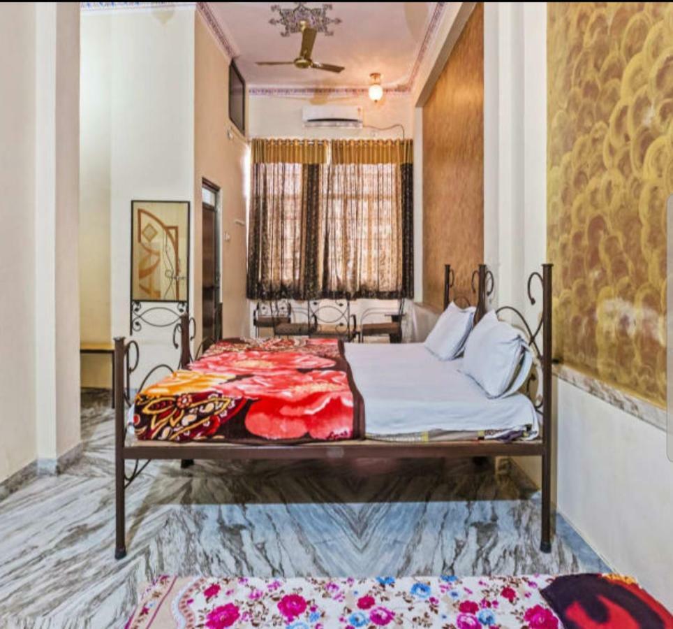 ウダイプル Heritage Haveli Bed & Breakfast エクステリア 写真